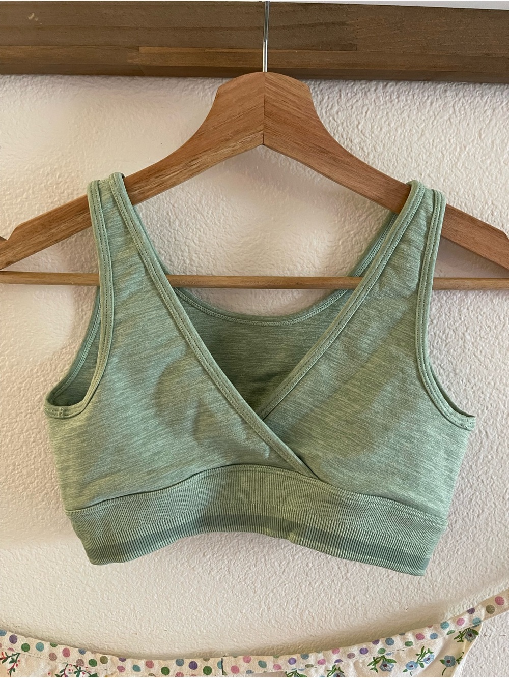 Buffbunny Sports Bra - Picture 2 of 4